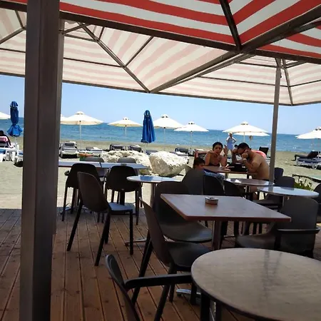 Dom wakacyjny Mersinera Paradise Garden Stars House *