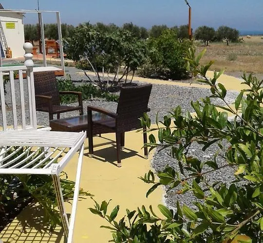 Mersinera Paradise Garden Stars House 別荘