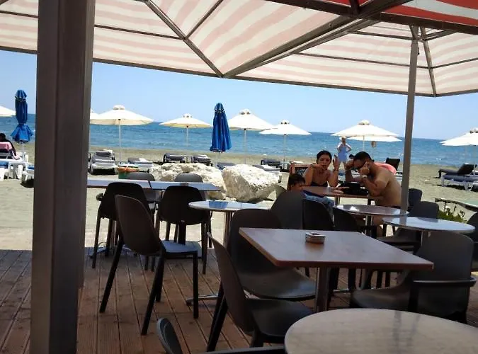 Prázdninový dům Mersinera Paradise Garden Stars House *