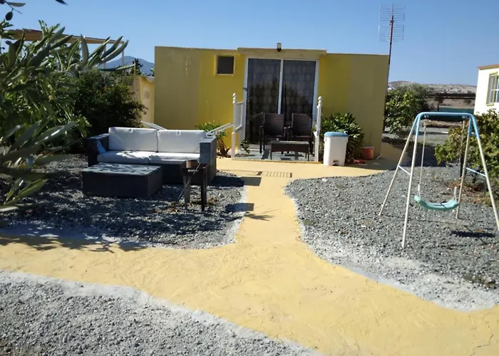 別荘 Mersinera Paradise Garden Stars House